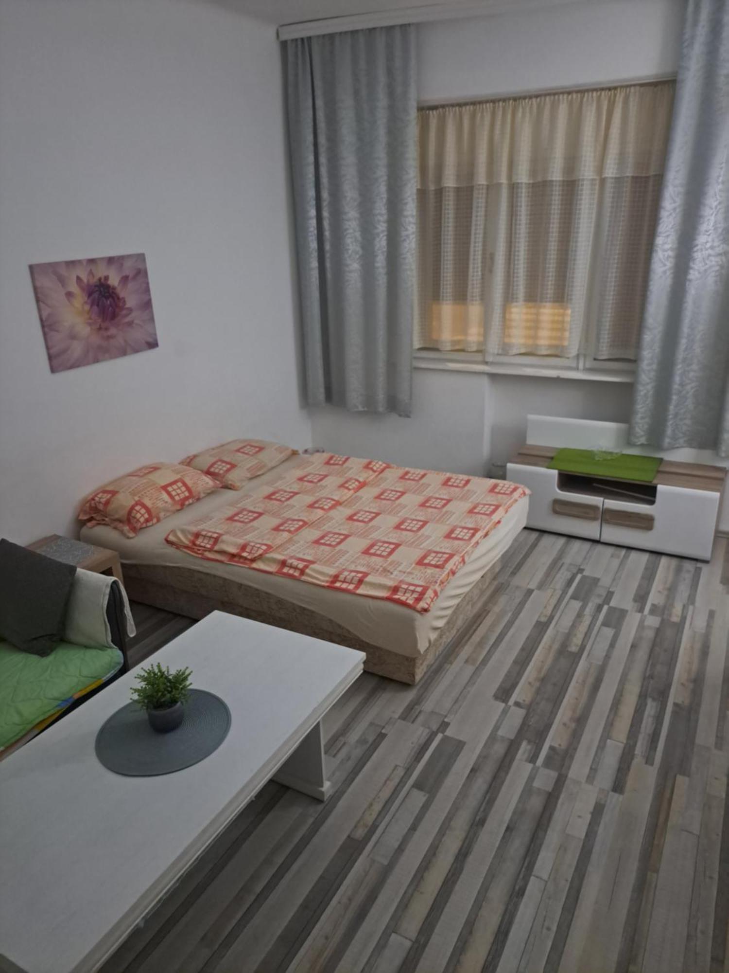 Apartment Capital Town Vk 14 Нови Сад Екстериор снимка